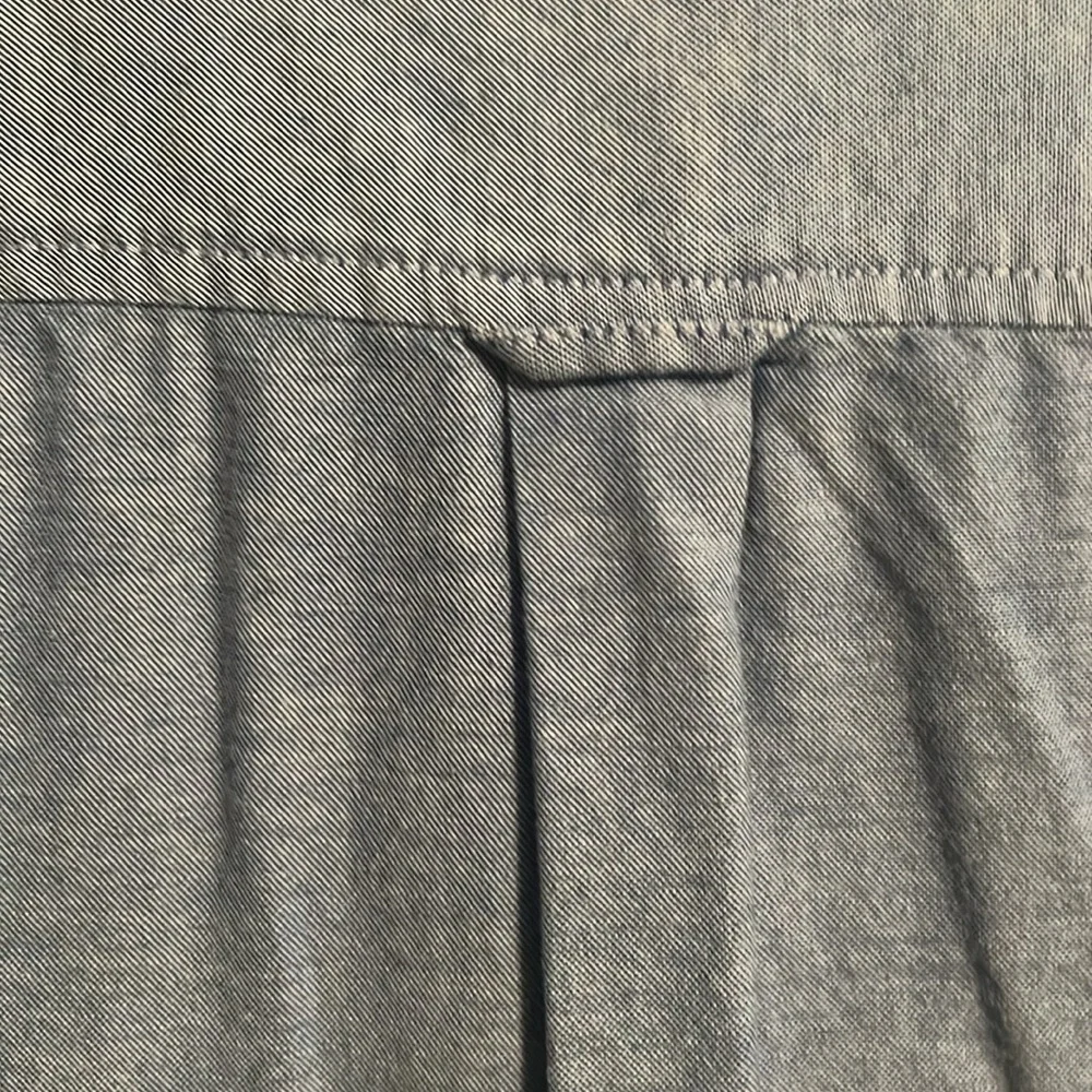 🔘J.Crew Flex Washed Button Up Lightweight Denim Slim And Untucked Vintage